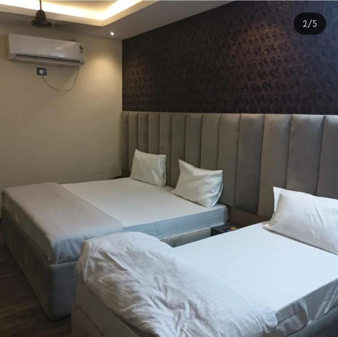 Hotel Kritika Greater Noida Eksteriør billede